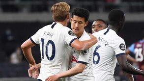 Kane regressa aos golos e Tottenham volta a vencer sete jogos depois