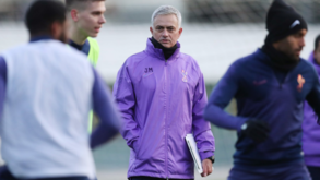 Mourinho e Ndombélé já nem se falam: Mais um 'duelo' na galáxia futebol 