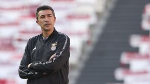 Bruno Lage na porta de saída do Benfica
