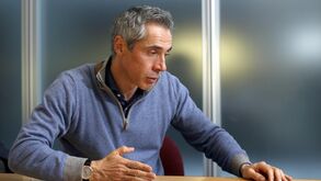 Agente de Paulo Sousa nega abordagem do Benfica