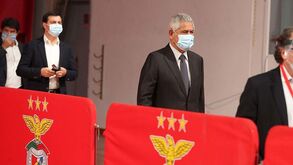 Vieira, Rui Costa e Tiago Pinto já votaram na AG do Benfica