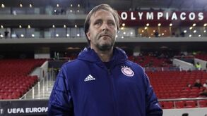 Pedro Martins aumenta lote de campeões lusos pelo Olympiacos