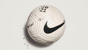 Adeptos 'chamam' por Bale após divulgada nova bola para a temporada 2020/21