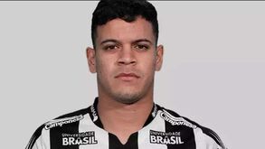 Brasileiros associam Hulk ao FC Porto... mas é lateral-esquerdo