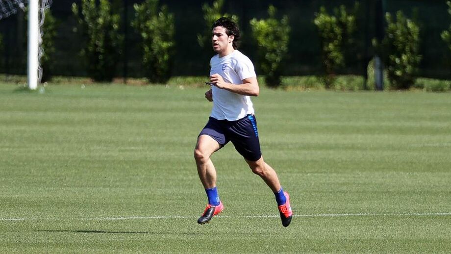 Mercado em direto: Barcelona ofereceu 65 milhões e dois jogadores por Tonali e Balotelli voltou a fazer das suas