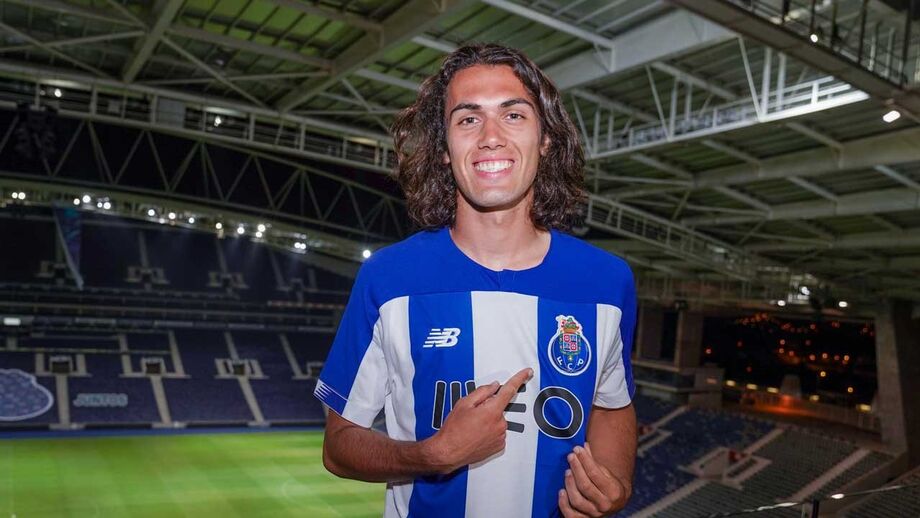 Mercado: FC Porto renova com uma das maiores promessas e grandes ingleses entusiasmados com Eduardo Quaresma