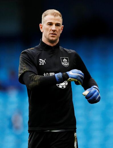 Joe Hart (guarda-redes) - 33 anos
