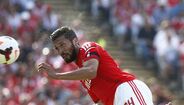 Defesa: Garay
