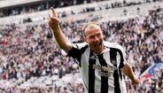 41 Alan Shearer - 0.47 golos por jogo (123 golos em 260 jogos)