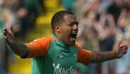 38 Aílton - 0.48 golos por jogo (117 golos em 243 jogos)