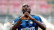 36 Romelu Lukaku - 0.48 golos por jogo (172 golos em 356 jogos)