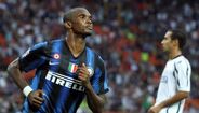 26 Samuel Eto'o - 0.51 golos por jogo (268 golos em 530 jogos)