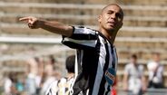 20 David Trézéguet - 0.53 golos por jogo (178 golos em 336 jogos)