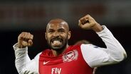 13 Thierry Henry - 0.57 golos por jogo (269 golos em 471 jogos)