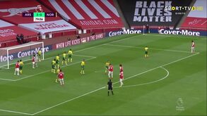 Cédric Soares precisou de apenas 4 minutos para marcar na estreia pelo Arsenal