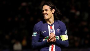 Benfica usa 'operação de charme' para convencer Cavani