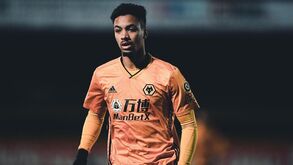 Boubacar Hanne a caminho do Gil Vicente