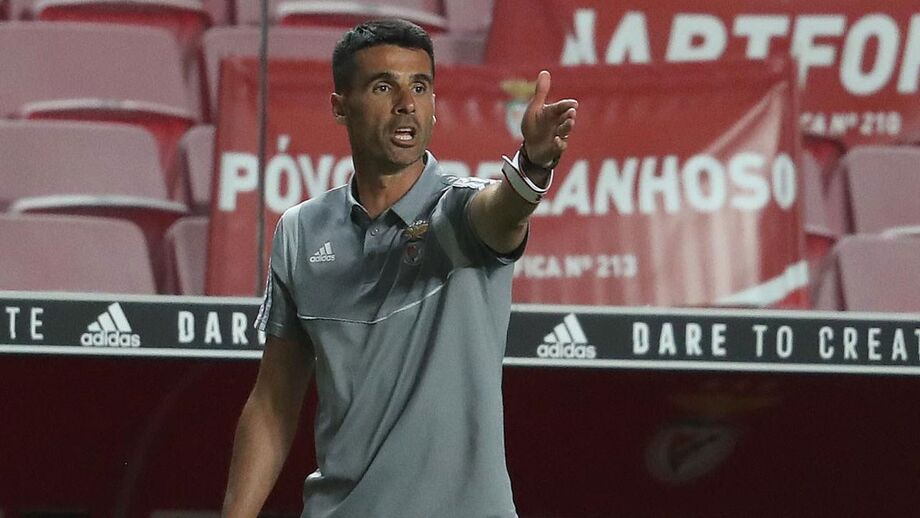 Veríssimo iguala Bruno Lage