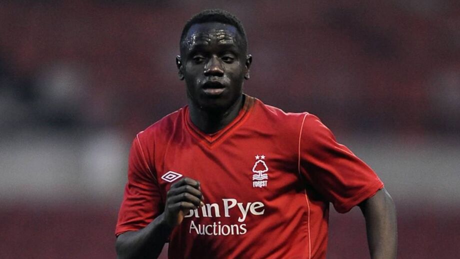 Antigo jogador do Nottingham Forest morre afogado aos 24 anos