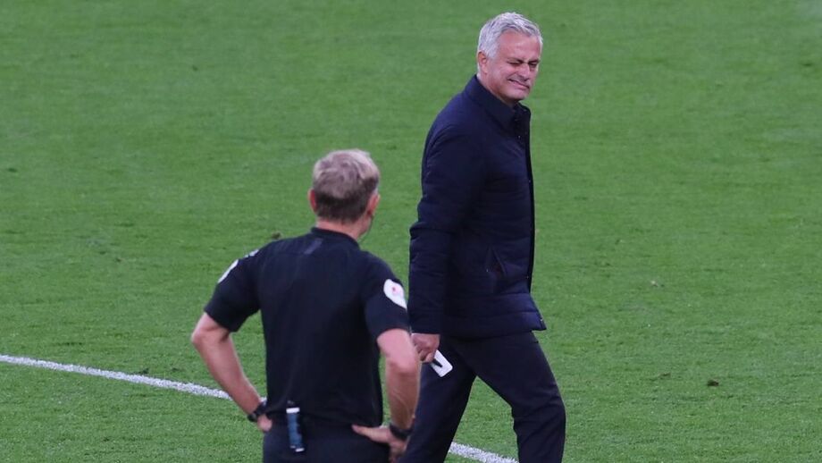 José Mourinho chega às 200 vitórias na Premier League