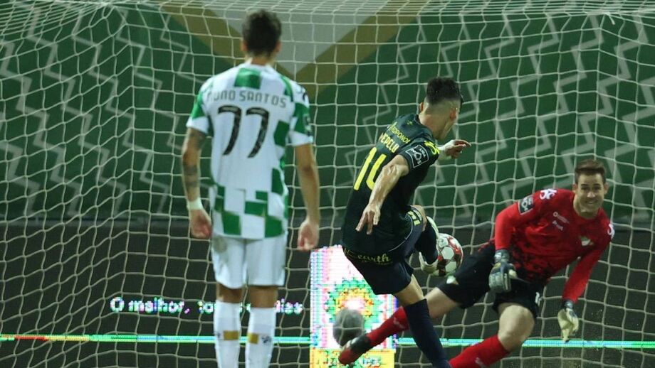 A crónica do Moreirense-Tondela, 1-2: A salvação chegou de castigo máximo