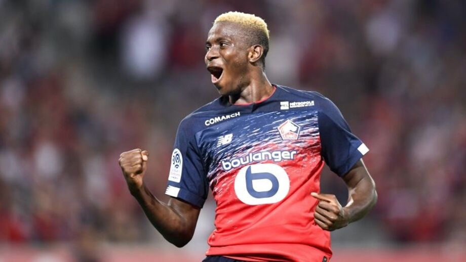 Esteve no fundo mas agora senta-se no trono: Victor Osimhen é o novo rei de Nápoles
