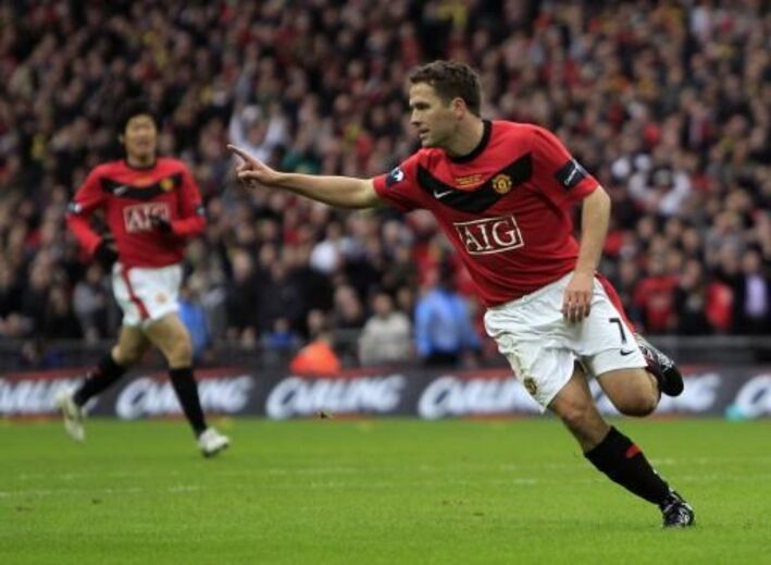 50 Michael Owen - 0.44 golos por jogo (167 golos em 379 jogos)