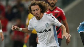 Rafael Galhardo reforça lado direito da defesa do Marítimo