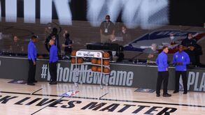 Boicote na NBA: Milwaukee Bucks não aparecem e todos os jogos da noite são adiados