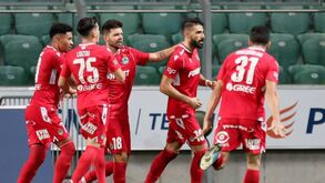 Omonia e Ferencváros surpreendem e avançam para terceira pré-eliminatória da Champions