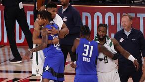 Milwaukee Bucks nas meias-finais do playoff da NBA