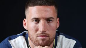 Matt Doherty deixa Wolverhampton e reforça Tottenham de José Mourinho