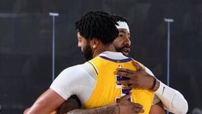 Lakers juntam-se à lista de apurados para meias-finais dos play-off da NBA