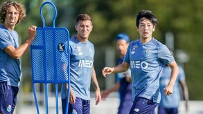 Nakajima regressa aos treinos do FC Porto mais de três meses depois