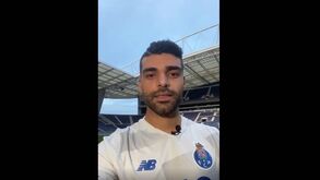 Taremi apresentou-se em persa: aceitamos ajuda para a tradução