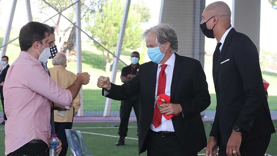 Conheça a nova equipa técnica do Benfica