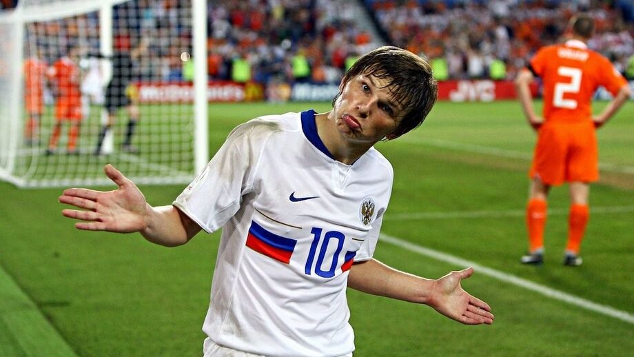 Um ‘novo’ Arshavin: De ‘menino mau’ a ‘intelectual’ que sonha com presidência do Zenit