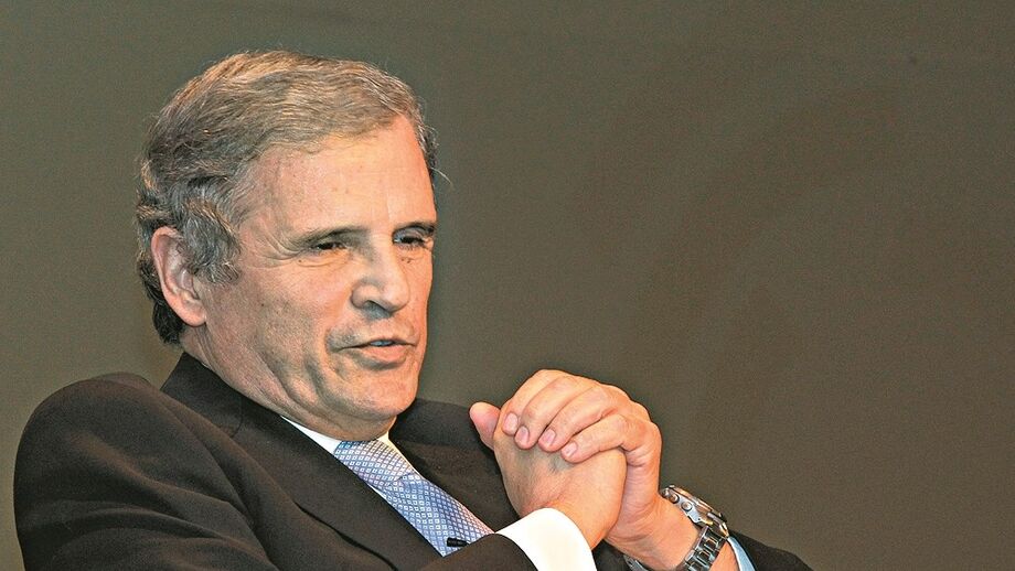 Dâmaso demite-se em colisão com Vieira