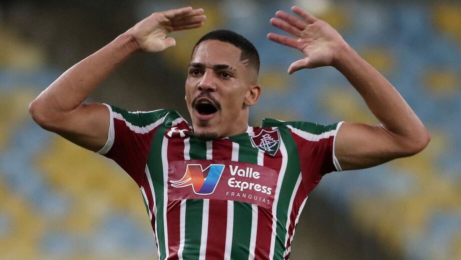 Gilberto é reforço do Benfica por 3 milhões de euros