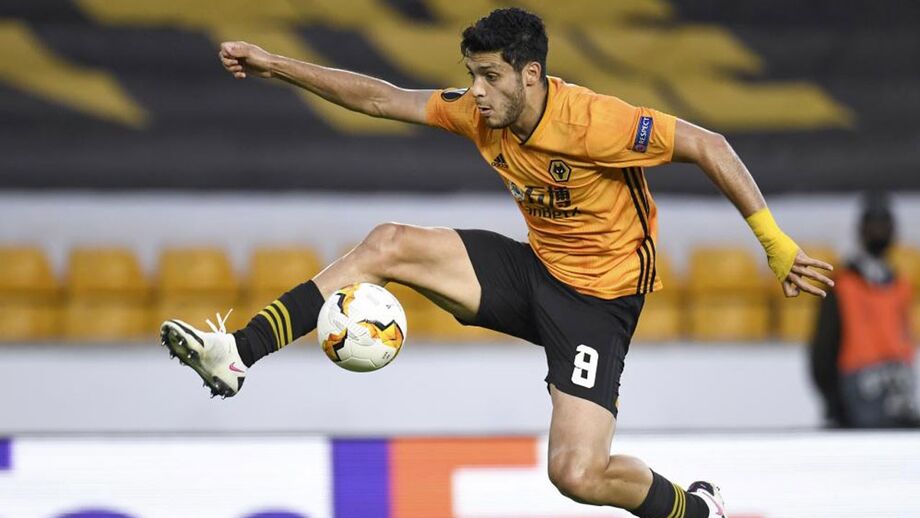 Raúl decide duelo de velhos amigos