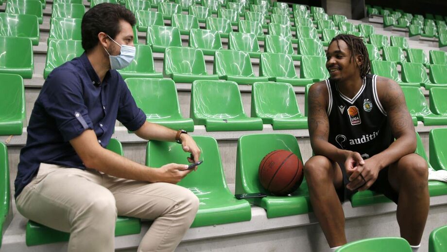 Travante Williams: «Jogar sem público é uma porcaria mas não jogar é pior»