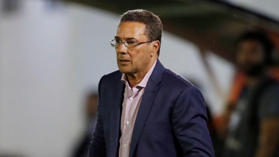 Vanderlei Luxemburgo: «Futebol brasileiro não começou depois de o Jorge Jesus chegar»