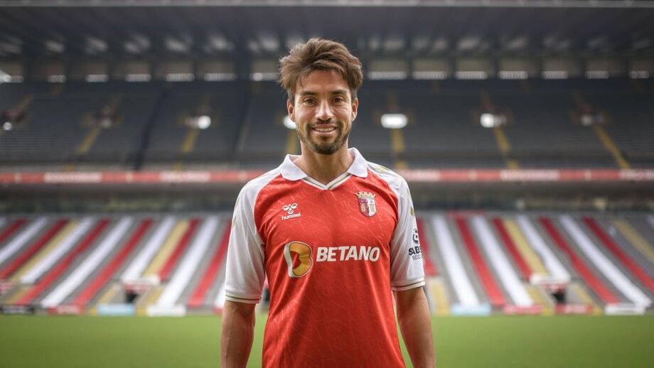 Mercado: Benfica anuncia saída de lateral, Gaitán de volta a Portugal e Adán vai ganhar 800 mil euros/ano