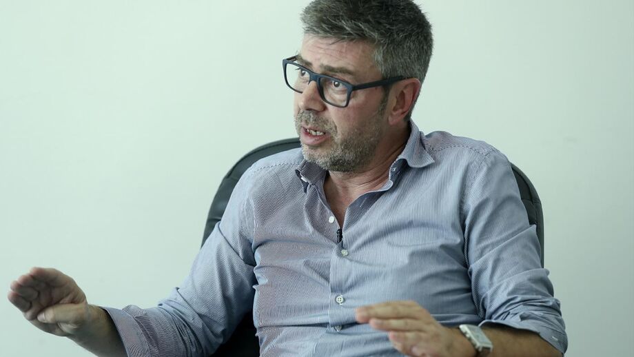 Francisco J. Marques critica Cláudia Santos e fala em alergia ao azul e branco