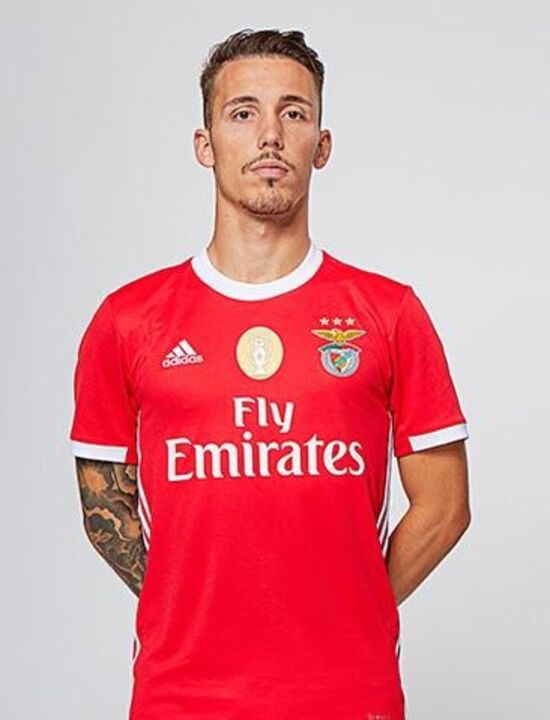 Grimaldo (lateral-esquerdo)