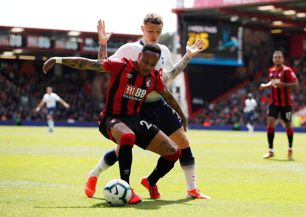 Nathaniel Clyne (29 anos, defesa, última equipa: Liverpool) -  Valor de mercado: 8 milhões de euros