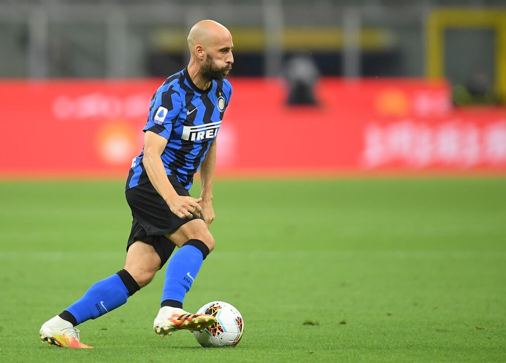 Borja Valero (35 anos, médio, última equipa: Inter) - Valor de mercado: 1,2 milhões de euros