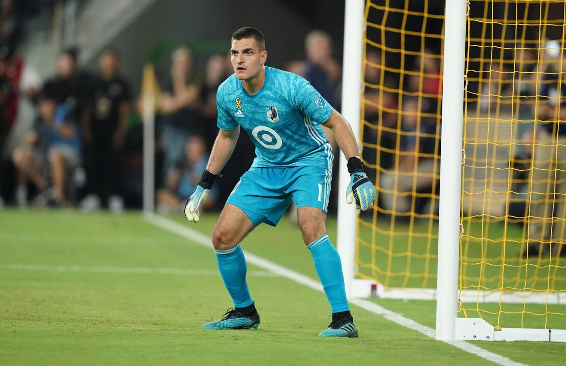 Vito Mannone (32 anos, guarda-redes, última equipa: Esbjerg) - Valor de mercado: 1 milhão de euros