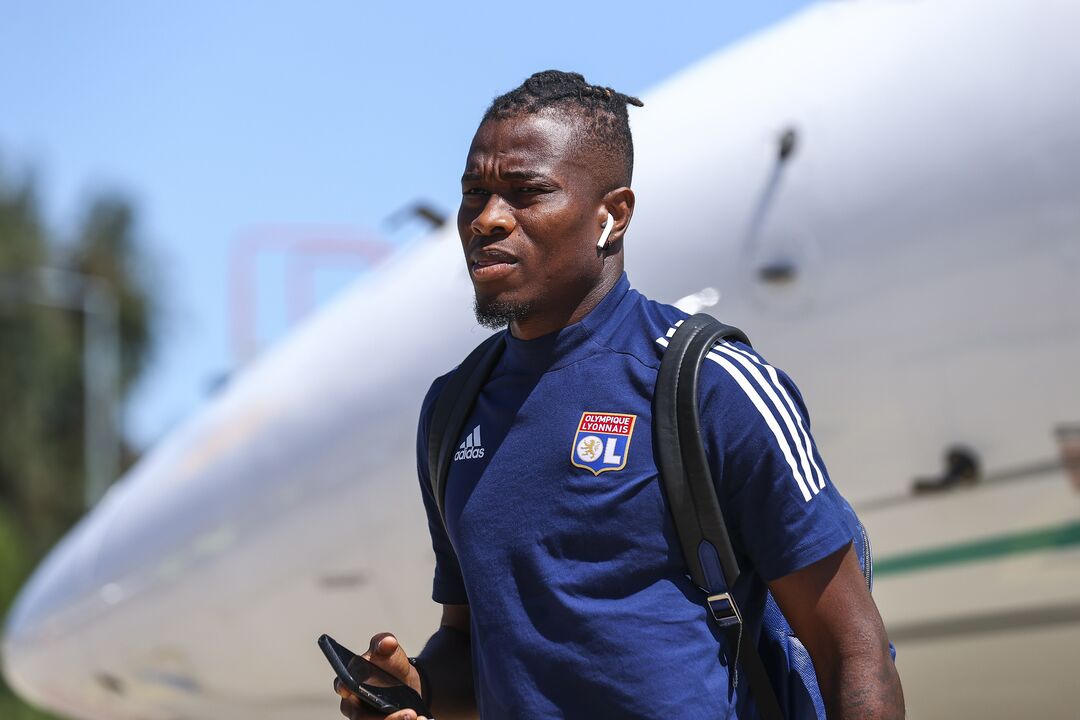 Mapou Yanga-Mbiwa (31 anos, defesa, última equipa: Lyon) - Valor de mercado: 800 mil euros
