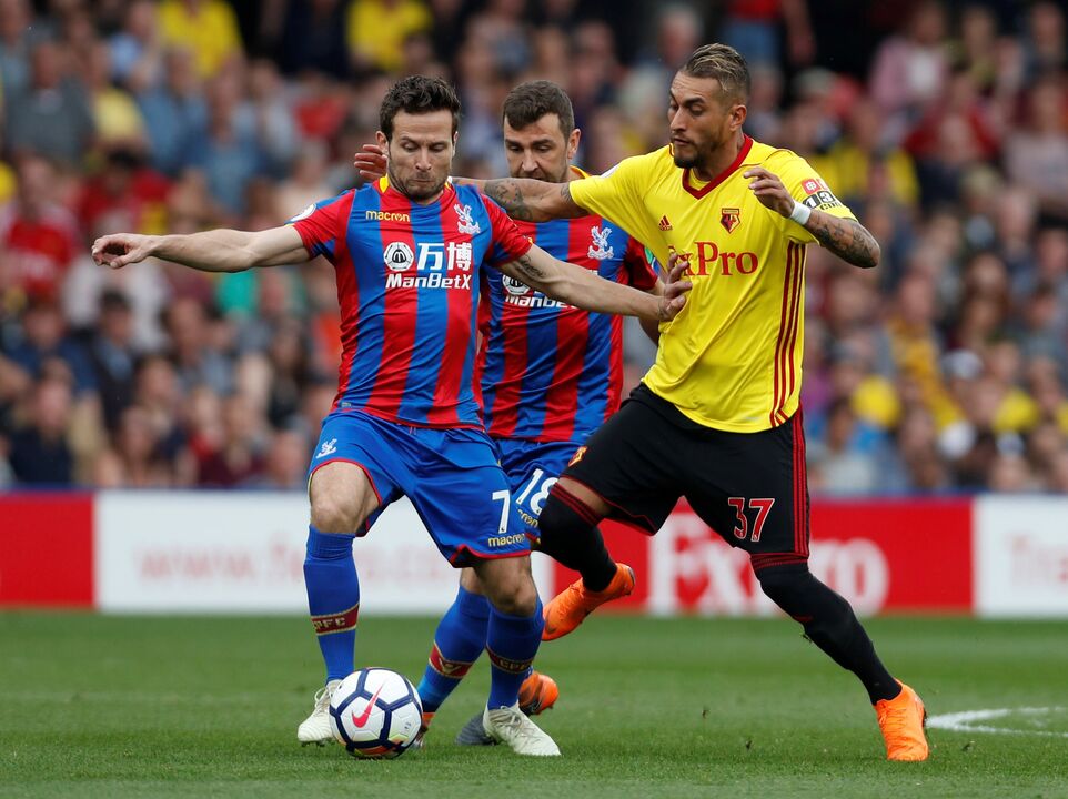 Yohan Cabaye (34 anos, médio, última equipa: Saint-Etienne) -  Valor de mercado: 800 mil euros